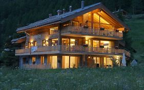 Chalet Fantasia